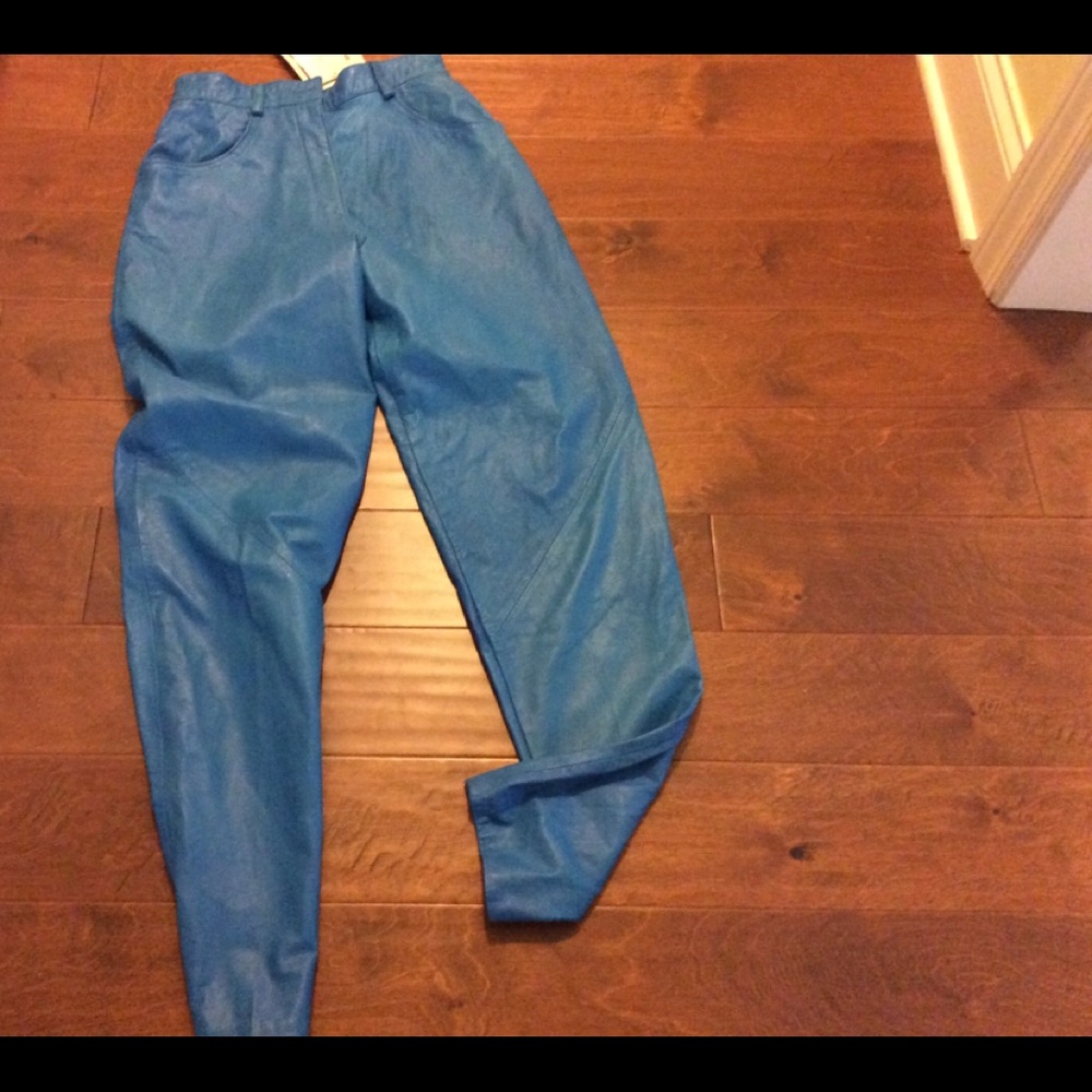 Retro Italian leather suit - Picture 6 of 7
